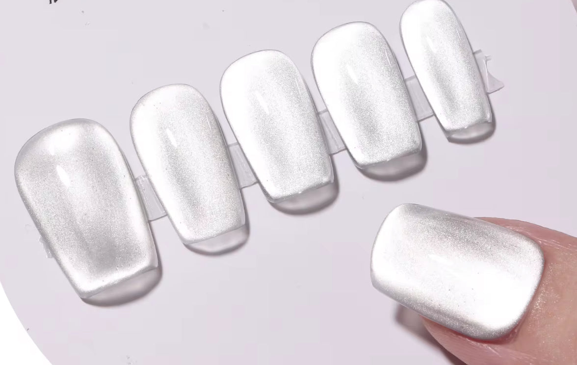 Silver Moonlight Cat Eye Gel 18ml